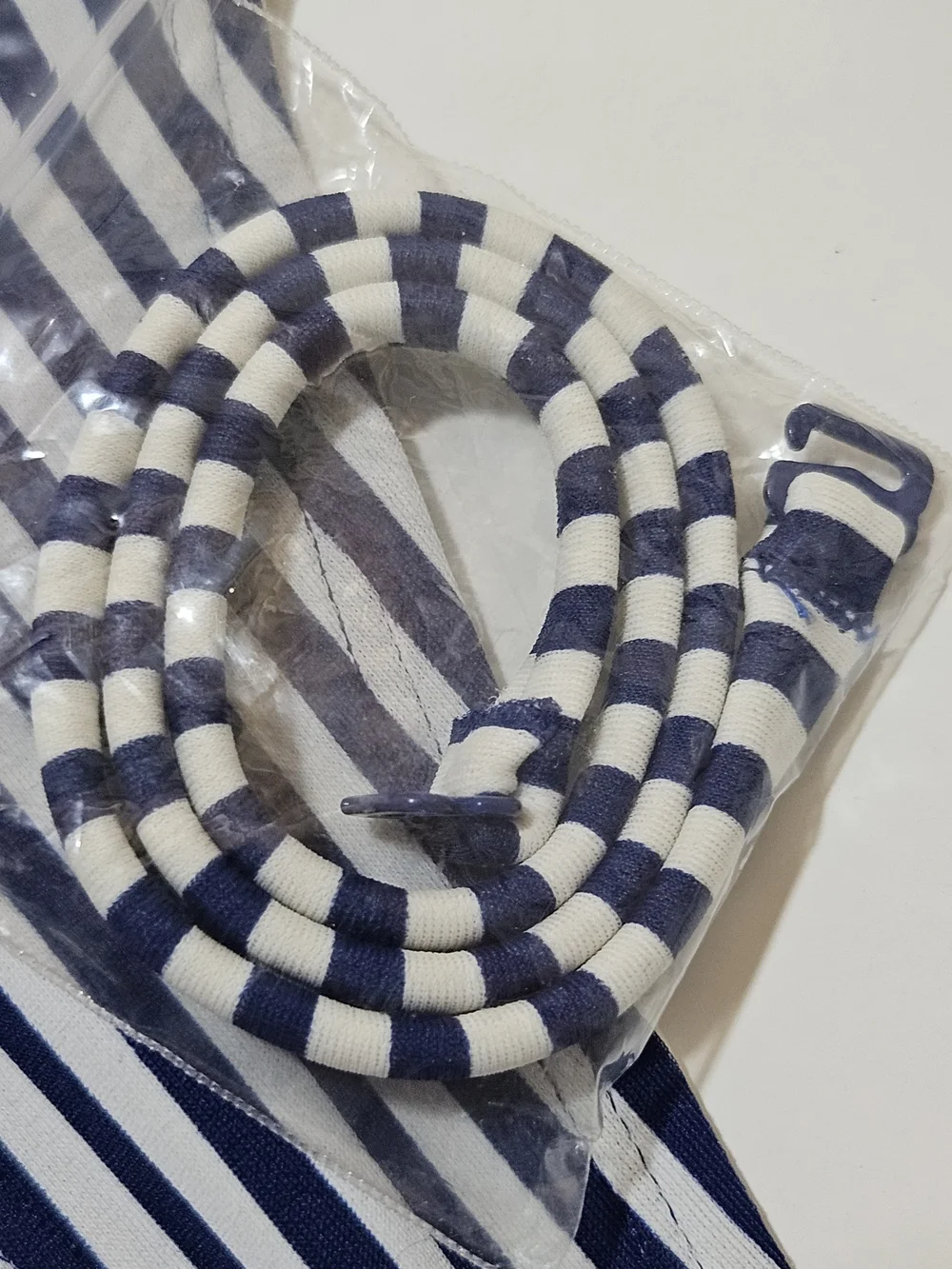 NWT Arizona Jean Co. Striped Bandeau Bikini Top Medium Navy White